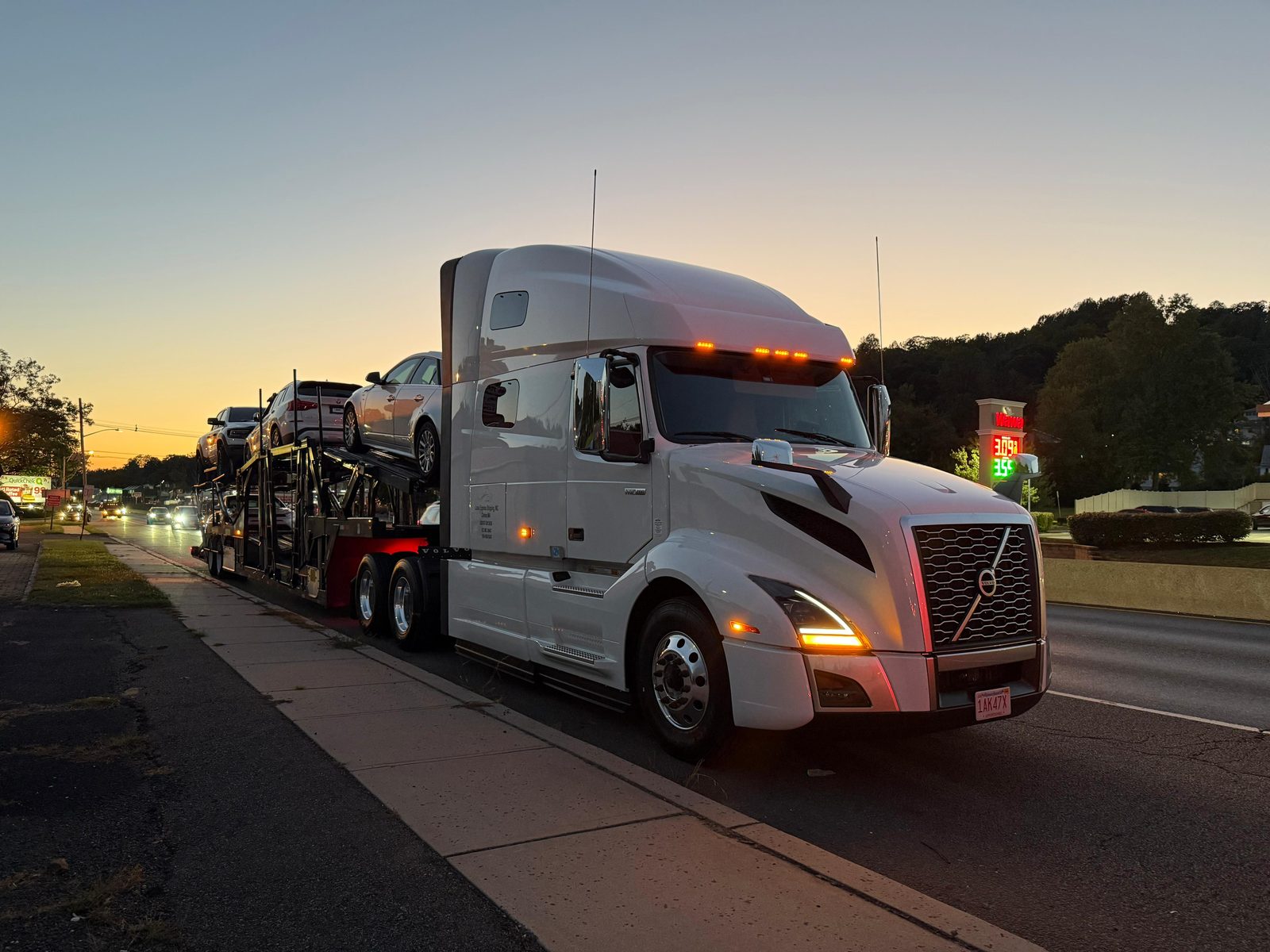End of the day on US 41, still rolling